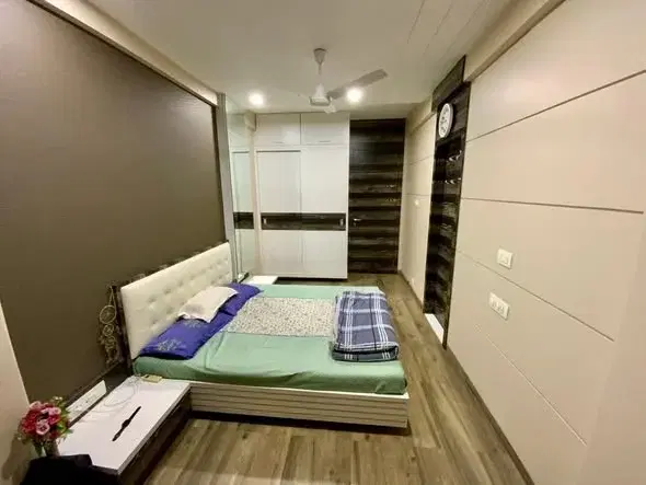 1 BHK Flat for Rent in Dadar West