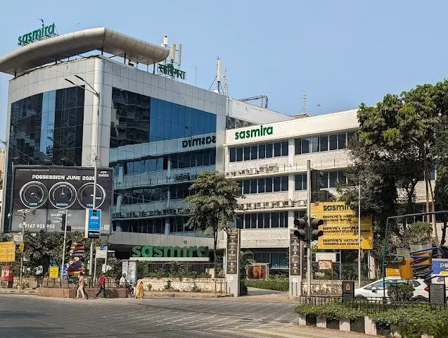 2 BHK Flat for Rent in Worli near Sasmira College