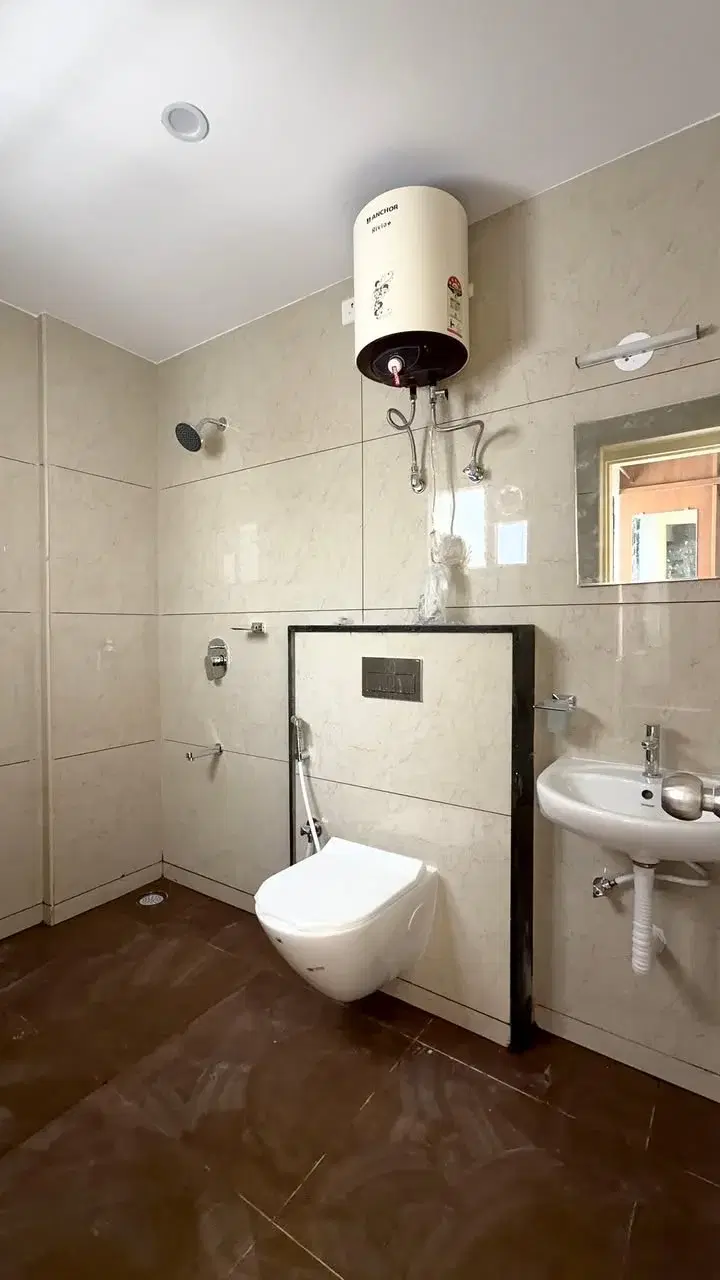 2 BHK Flat for Rent in Between Domlur and Marathalli