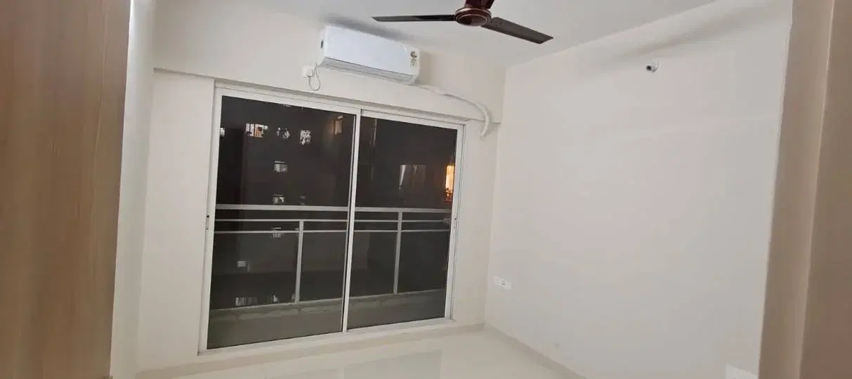 2 BHK Flat for Rent in Prabhadevi