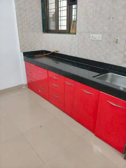 2 BHK Flat for Rent Near link road Kumar shantiniketan society