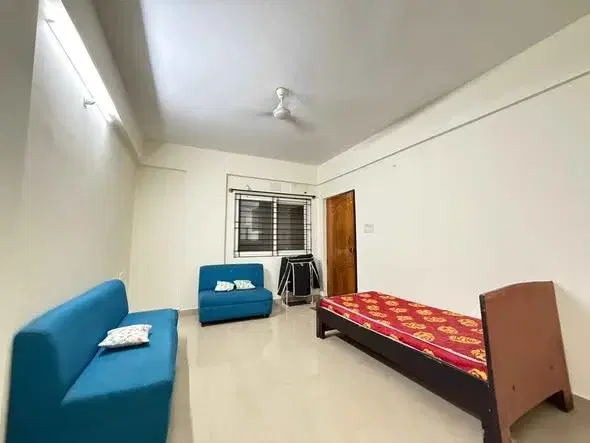 3 BHK Independent House for Rent in Bellandur / Green Glen Loyout