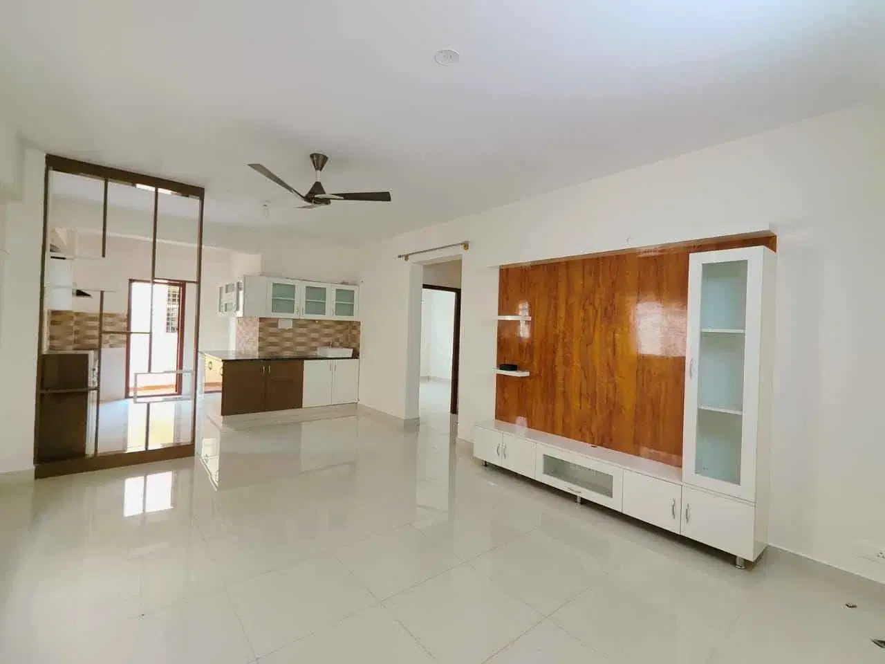 2 BHK Flat for Rent in Sarjapur road Close to all Teck parks Easy to access Bellandur