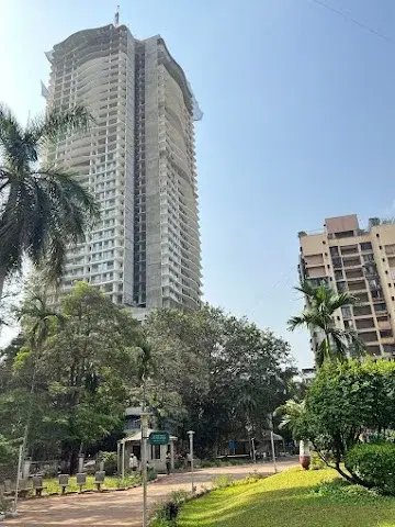 Flat for Sale in Oshiwara