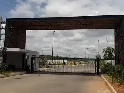 The Woods of East Phase Vii