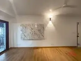 Vaswani Golf Vista Tulip